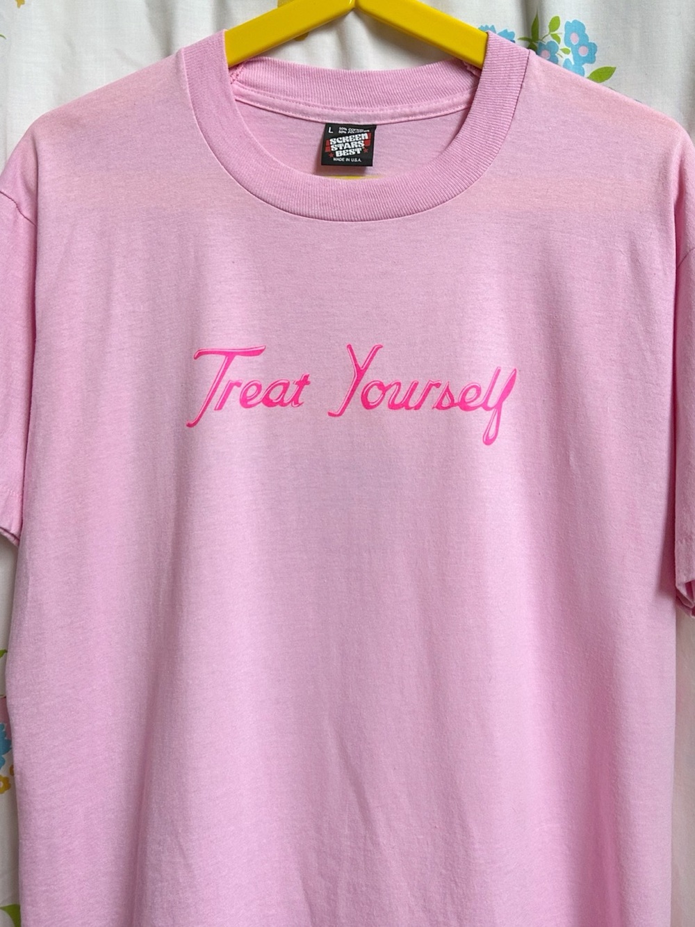 90s vintage Malibu Yogurt "Treat Yourself" T-shirt Single Stitch California